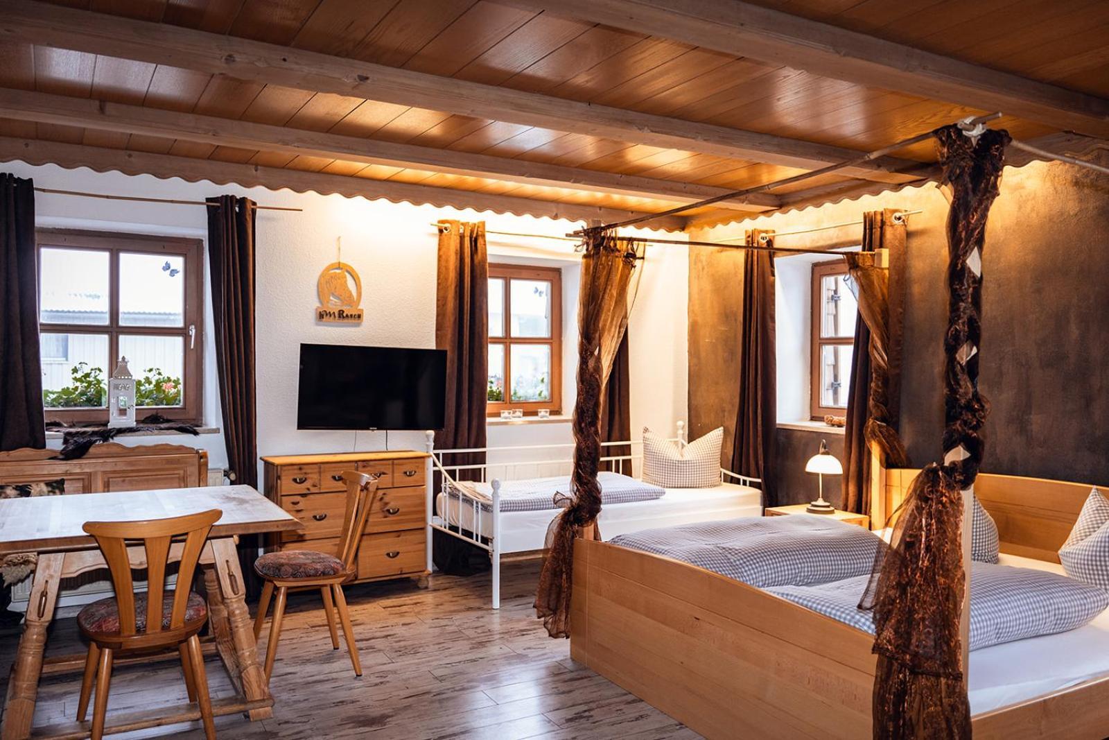 Landhotel Zum Matthiasl Bischofsreut Dış mekan fotoğraf