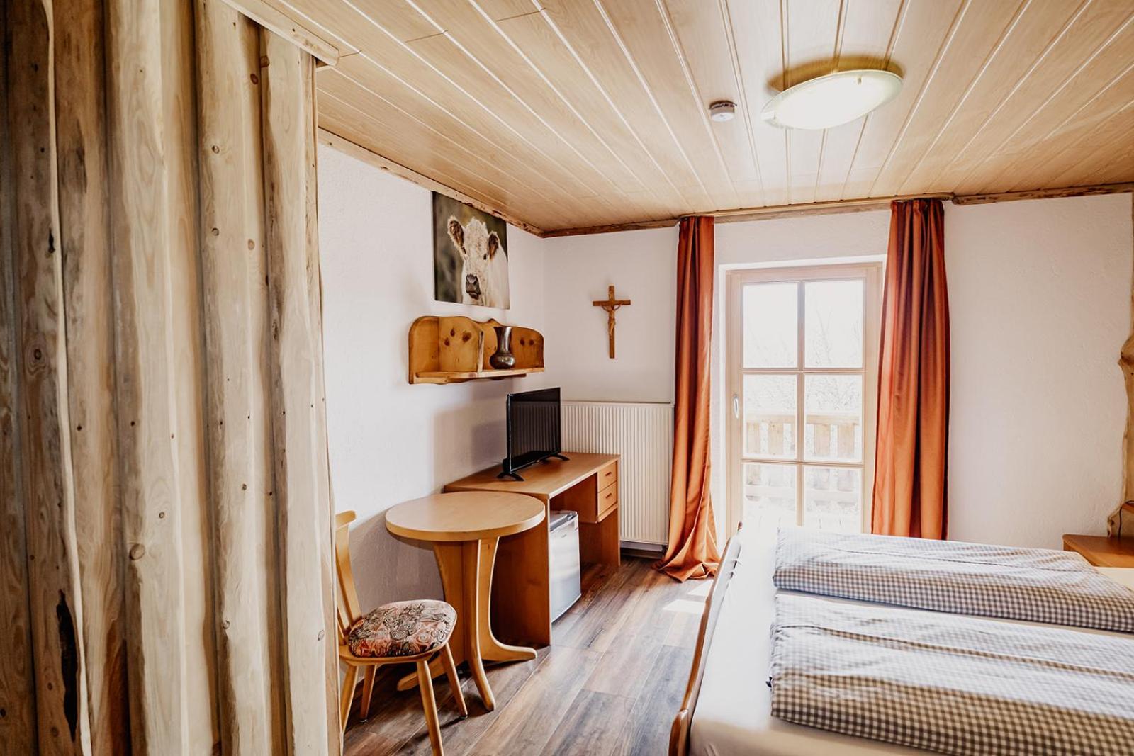 Landhotel Zum Matthiasl Bischofsreut Dış mekan fotoğraf